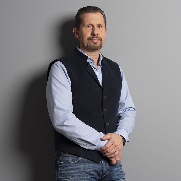 Kaan Axel Rücker Produktionsleitung